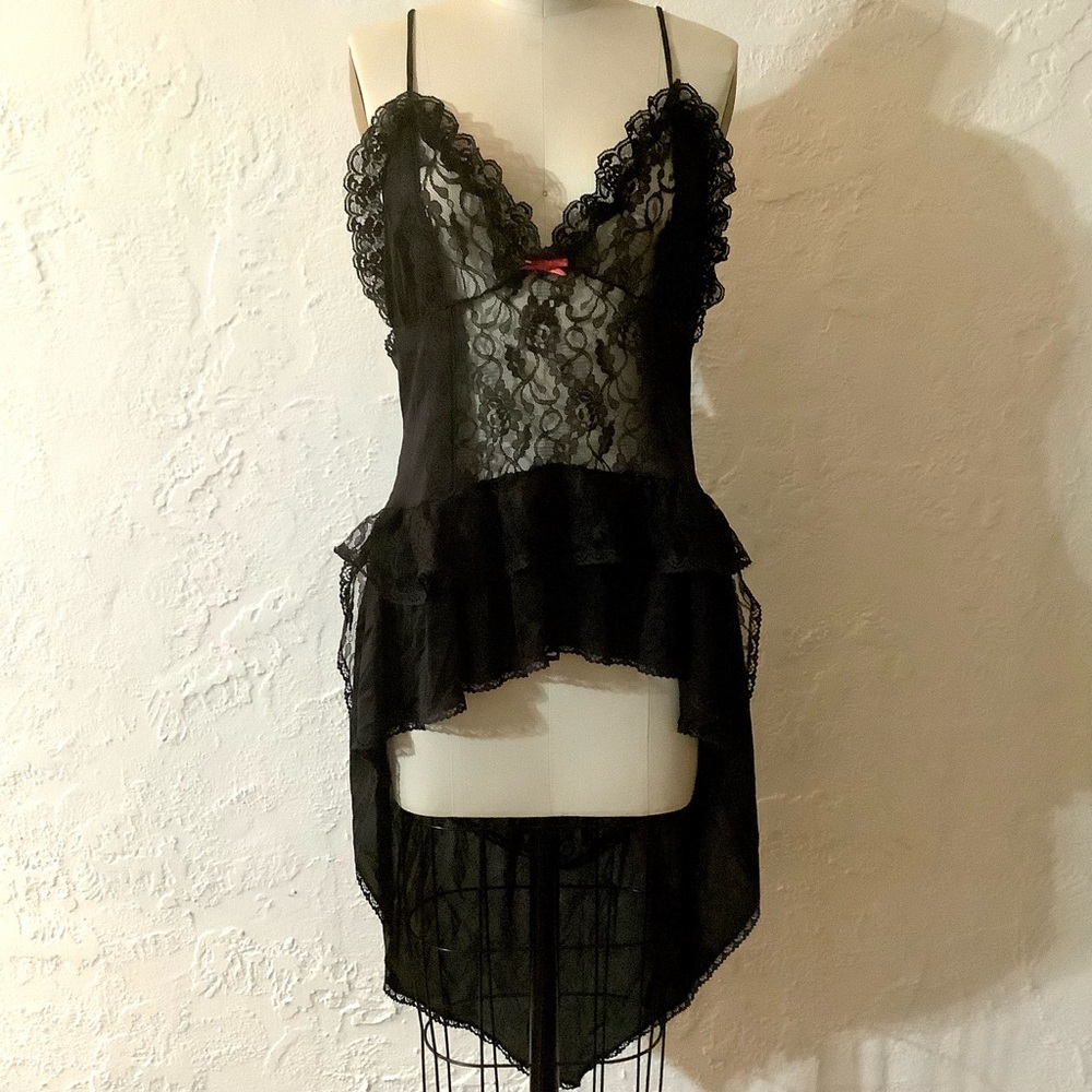 Traffic Jam Vintage Lace Teddie / Top Size Medium QL